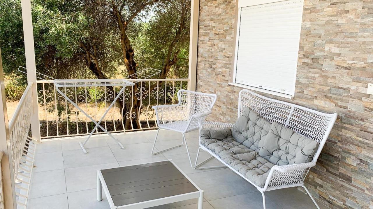 Zoe Tatil Evi Nea Kallikrateia